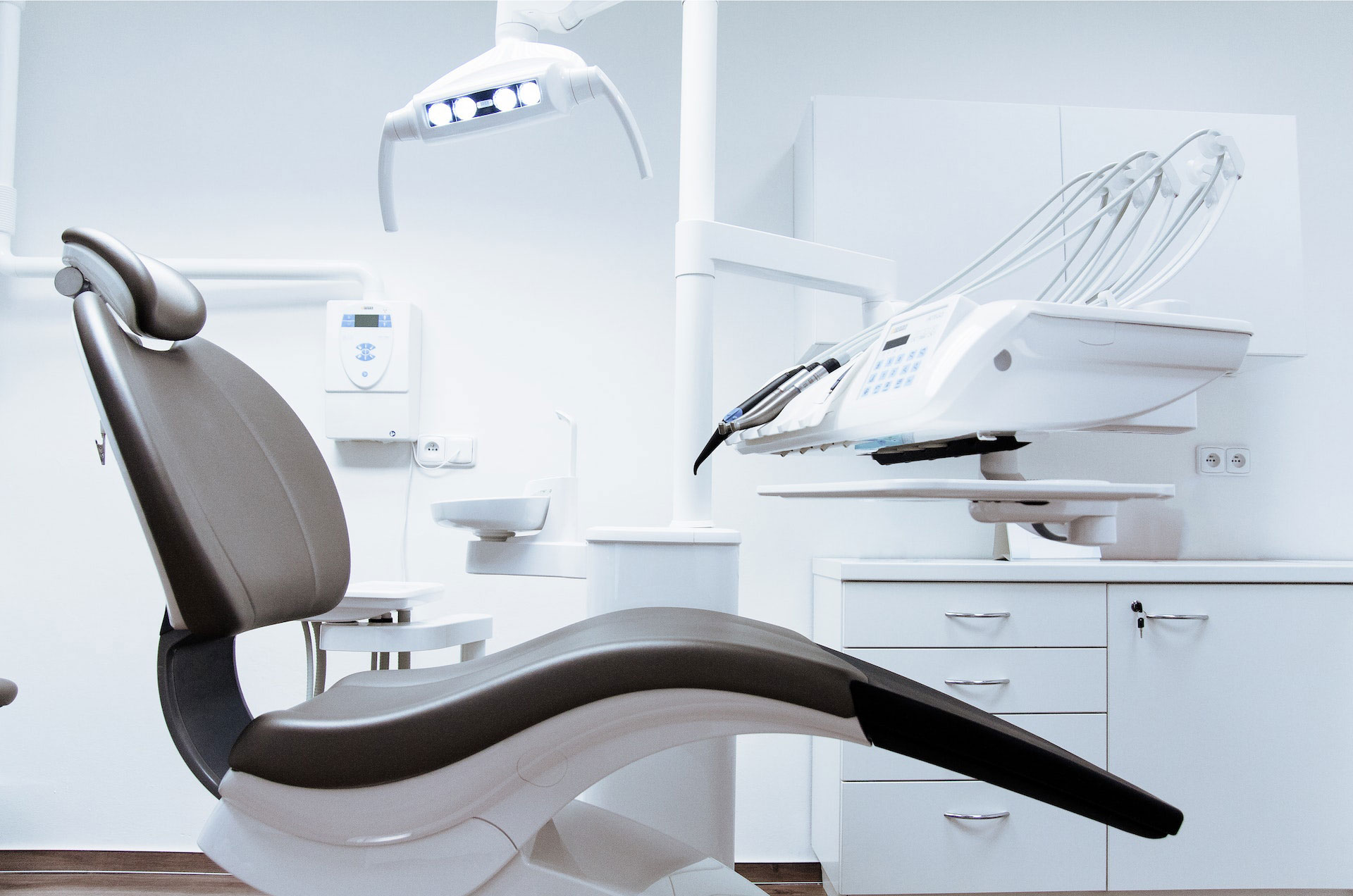 Kompletan pregled najvažnijih udruženja stomatologa u regionu